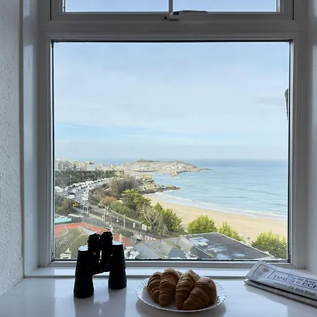 Draycott Dreams Has Stunning Sea Views Across St Ives Bay & Harbour-3
